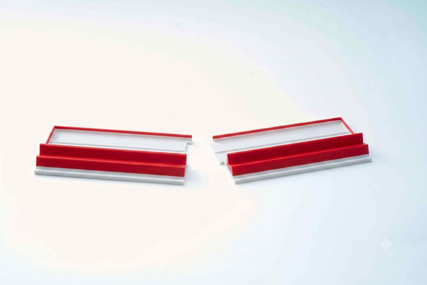 Two Holiday Red Travel Mahjong Racks