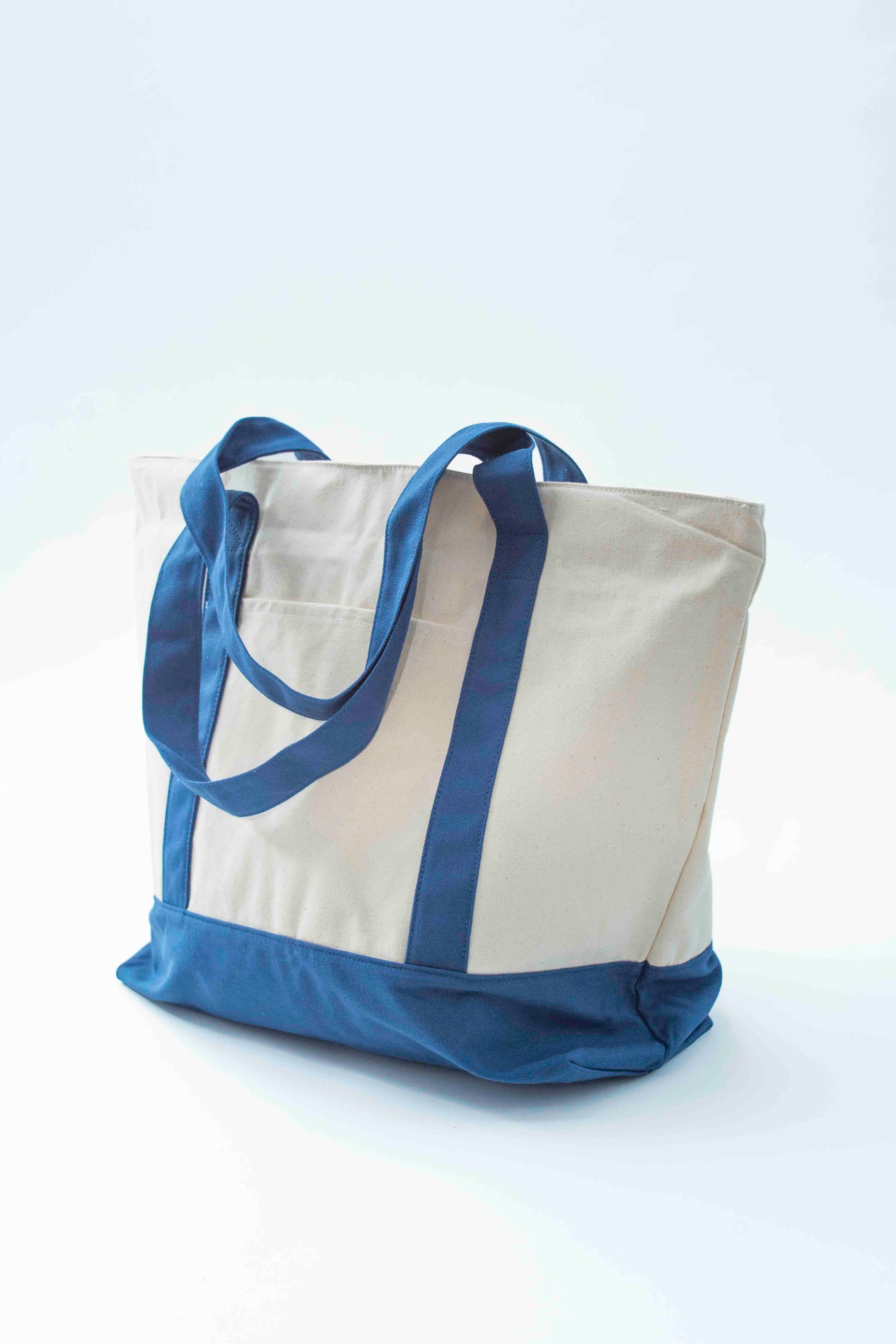 A picture of a canvas tote perfect for carrying mahjong and accessories