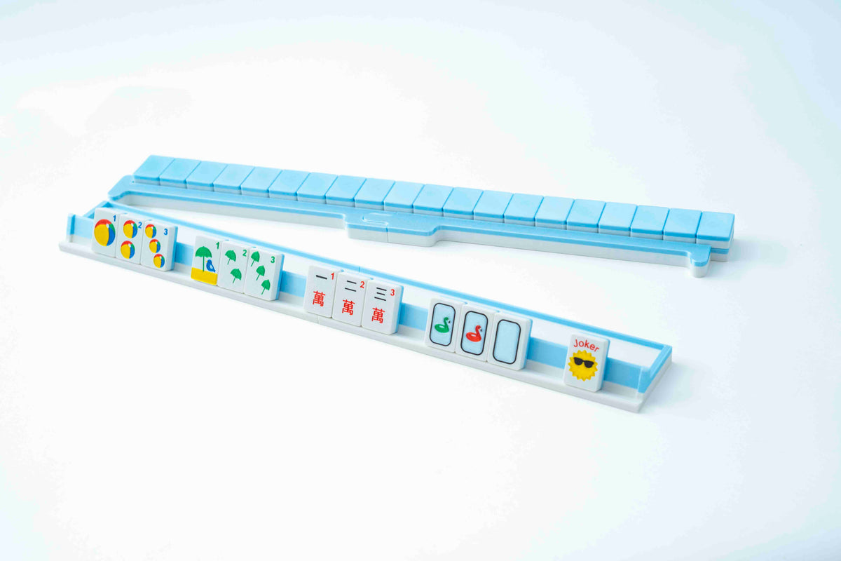 Travel Mahjong racks and pushers in white and silky blue