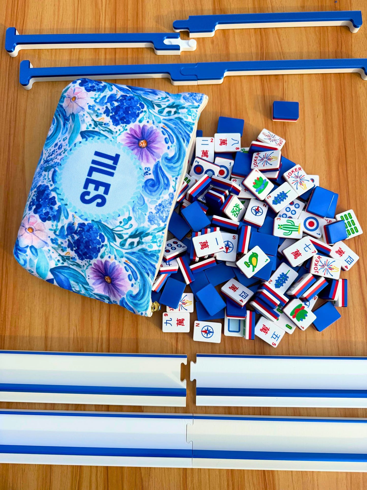 Travel Mahjong Tiles - Red White and Blue