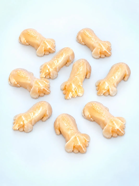 Cream sleeping dachshund mahjong trinkets, 3D printed by Spools
